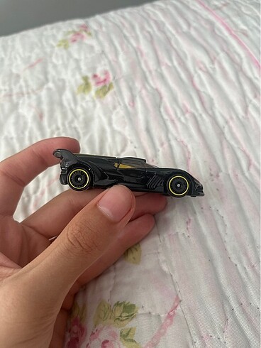  Hotwheels bugatti bolide sarı