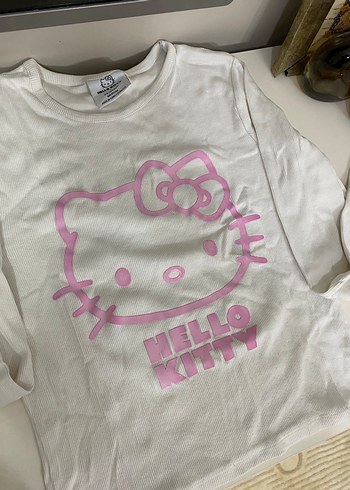 Hello Kitty Pembe Baskili Beyaz Bluz