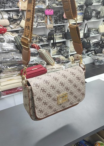Guess Kahverengi Baskılı Kadın Çanta