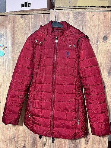 U.S. Polo kırmızı mont