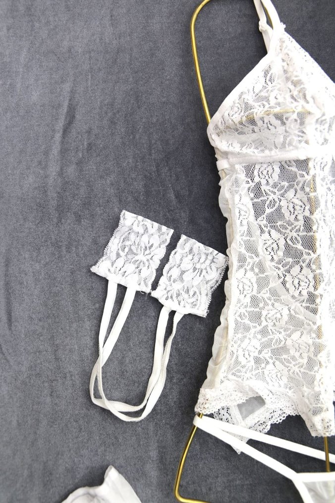 Beyaz Dantel Mini Kadın İç Giyim Seti - Görsel 3