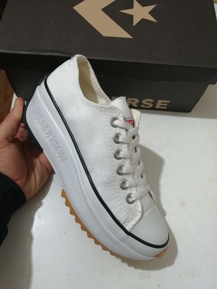 Beyaz Bağcıklı Kadın Dolgu Topuk Spor Ayakkabı - Görsel 3