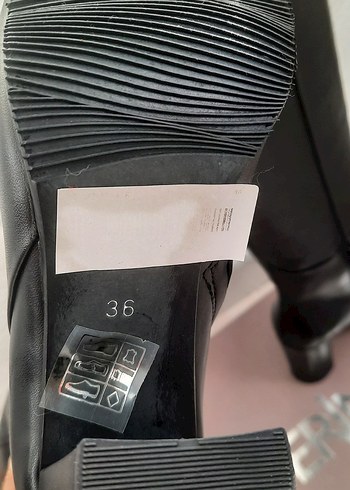 Derimod Kadın Siyah Hakiki Deri Topuklu Çizme - Görsel 4