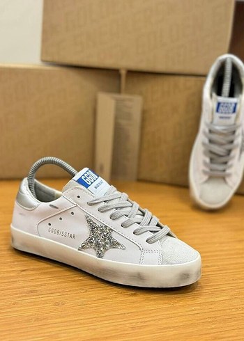 Golden Goose Deluxe Beyaz Kadın Spor Ayakkabı