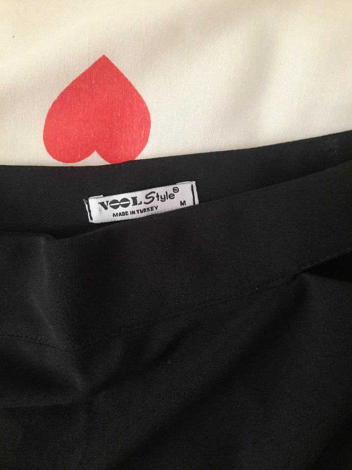 Siyah dekolteki Mini Etek - Görsel 3