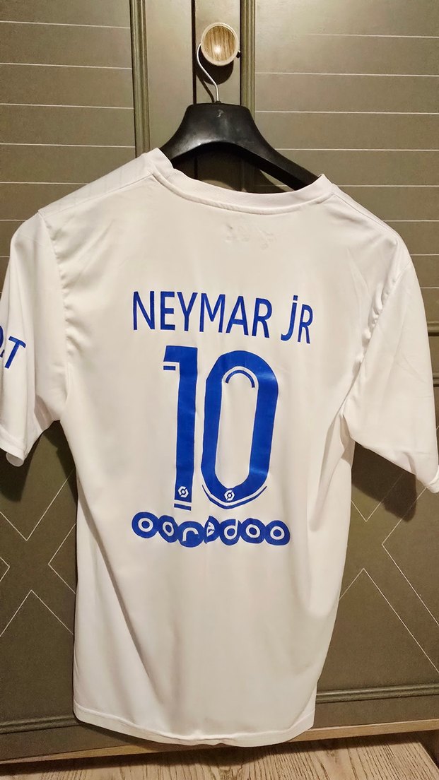 Beyaz Paris PSG Forma Neymar ax kullsnıldı PAZARLIK PSYI VARDIR - Görsel 2
