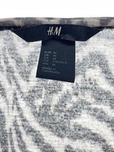 m Beden çeşitli Renk H&M Kısa Elbise %70 İndirimli.