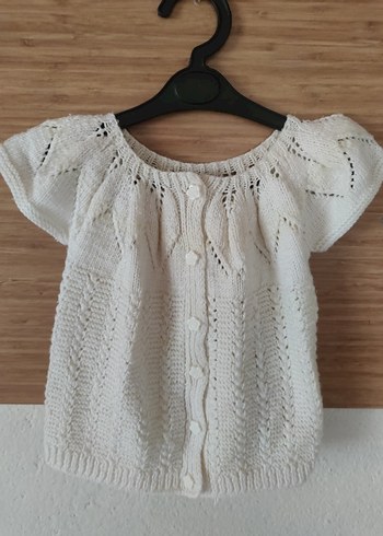 Kız Çocuk Beyaz Örgü Kısa Kollu hırka - Görsel 4