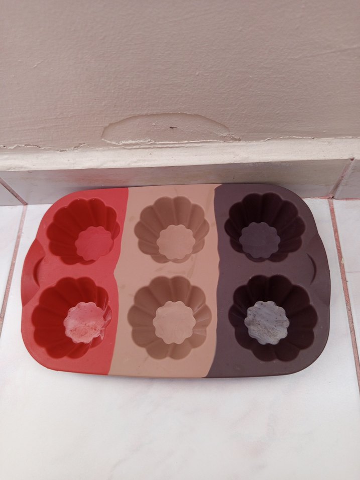 Çok Renkli Silikon muffin Kek Kalıbı - Görsel 2