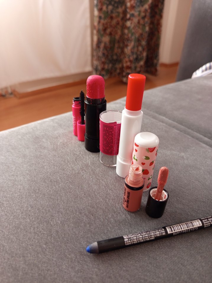 5 adet makyaj malzemesi - Görsel 2