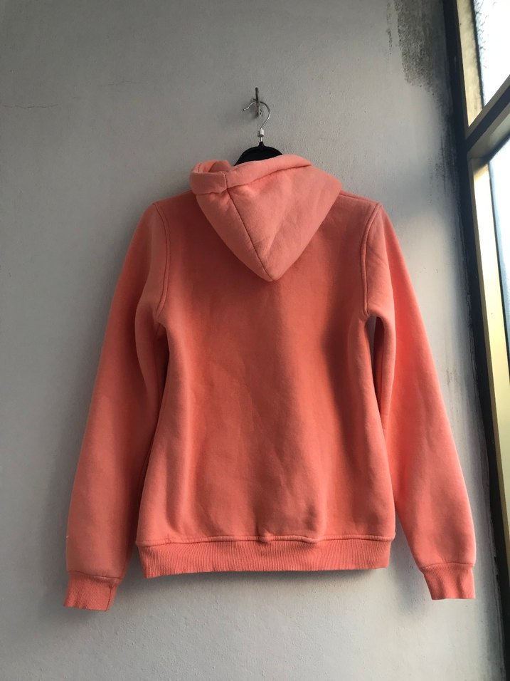 Turuncu kapşonlu sweatshirt - Görsel 2