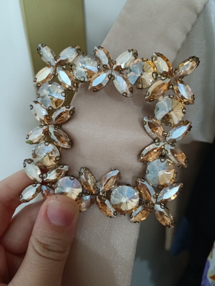 Bej Uzun Kollu Drapeli Minimalist Nişan Elbisesi - Görsel 3