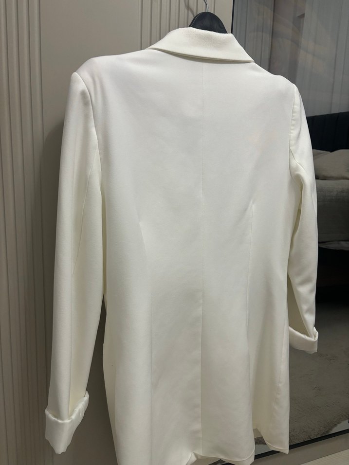Düğmeli Beyaz Kadın Blazer Ceket - Görsel 3