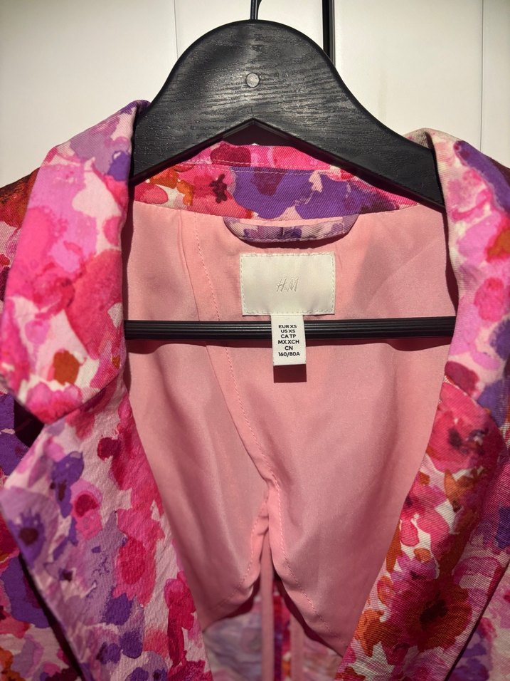 H&M Pembe Tonlarda Desenli Kadın Blazer - Görsel 2