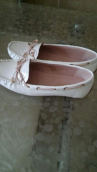 38 Beden beyaz ayakkabı