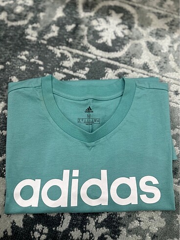 Adidas orjinal tişört
