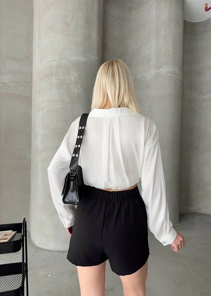 Tek Yırtmaçlı Şort Etek - Görsel 3