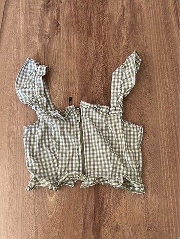trendyol fermuarlı fırfırlı ekoseli crop