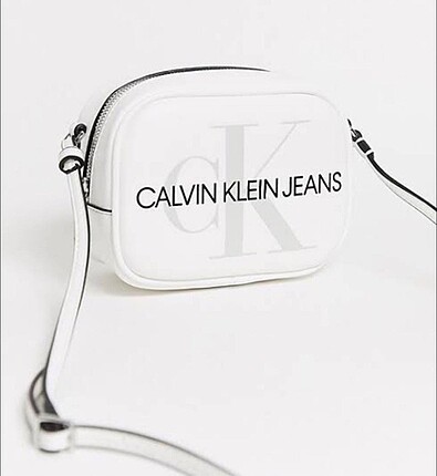Ck Kadın Askılı Çanta Calvin Klein Çapraz Çanta %20 İndirimli - Gardrops