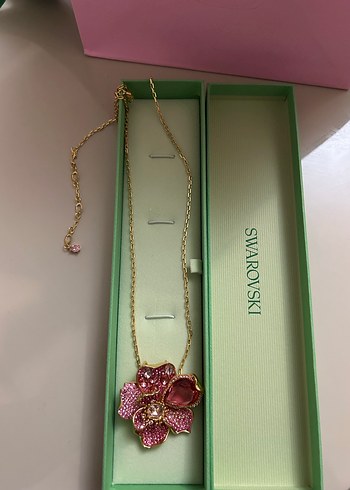 swarovski Pembe Swarovski Çiçek Kolye Midi Boy