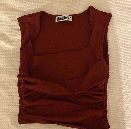 Zara Bordo Crop