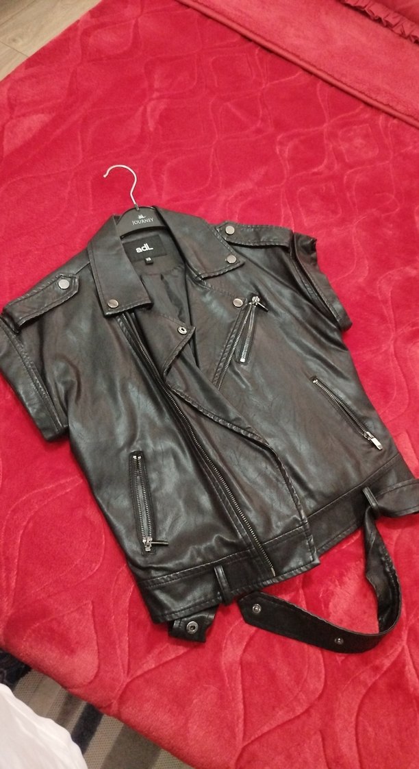 Kemerli Siyah Mini Deri Ceket - Görsel 2