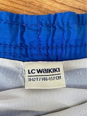 LC Waikiki Çocuk deniz şortu