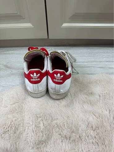 38 Beden beyaz Renk Adidas Superstar