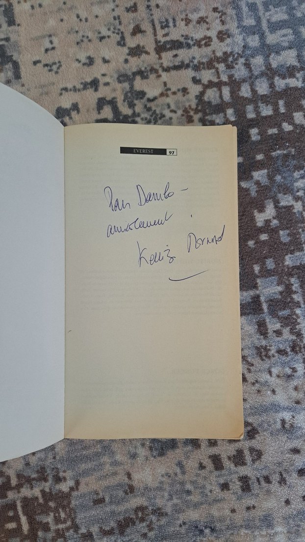 Saraydan Sürgüne - Kenizé Mourad imzalı - Görsel 2