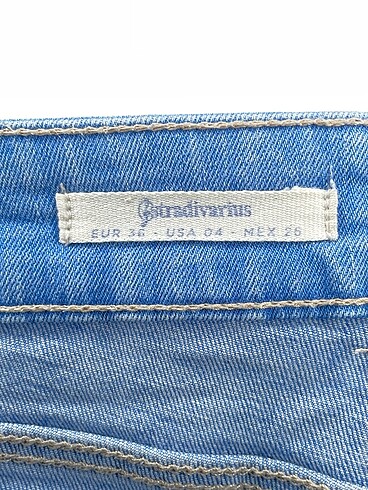 36 Beden mavi Renk Stradivarius Jean / Kot %70 İndirimli.