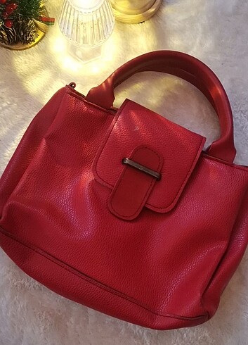 Diğer Kırmızı çanta