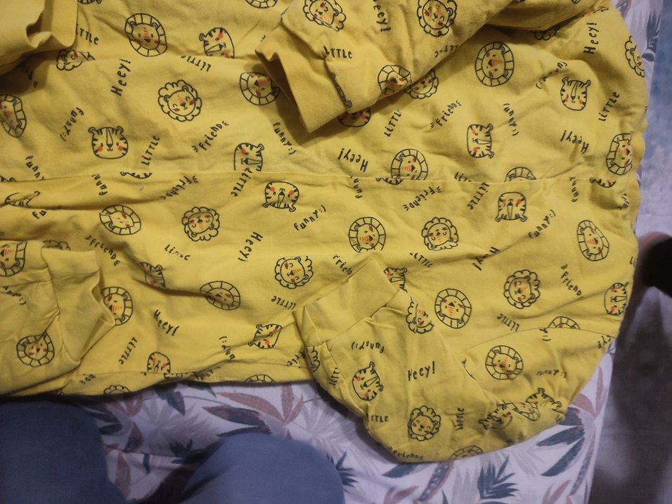Sarı Baskılı Fermuarlı 3-4 yaş çocuklar için uyku tulumu - Görsel 2