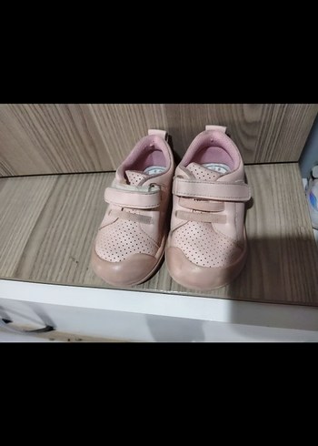 Kız Çocuk Pembe Cırt Cırtlı Spor Ayakkabı