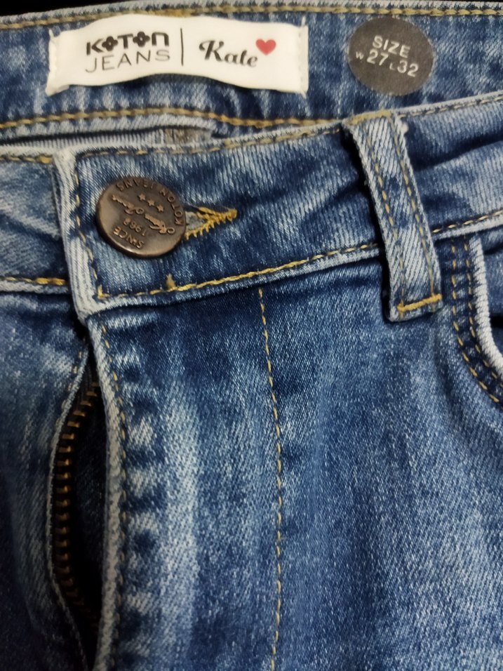 Kadın Mavi Yırtık Detaylı Dar Kesim Jean - Görsel 3