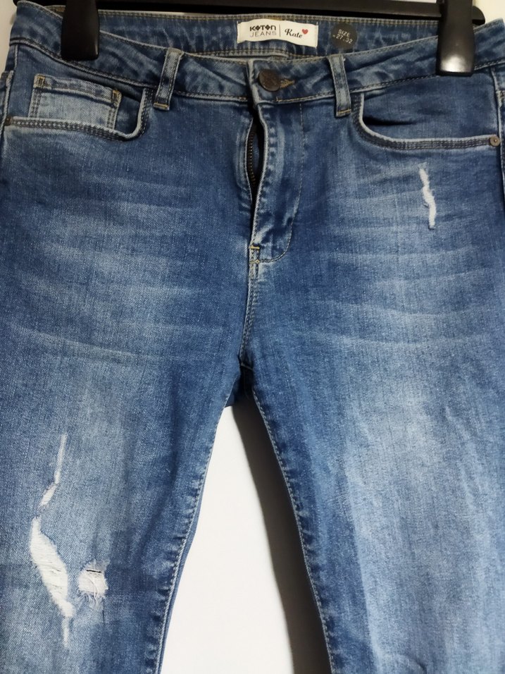 Kadın Mavi Yırtık Detaylı Dar Kesim Jean - Görsel 2