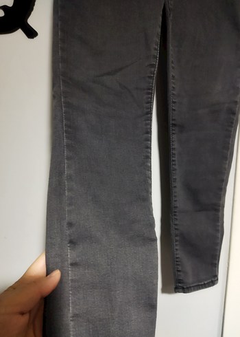 Kadın Siyah Dar Kesim Jean - Görsel 2