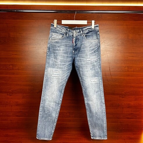 DSQUARED2 (BUZ MAVİSİ SKINNY JEANS)