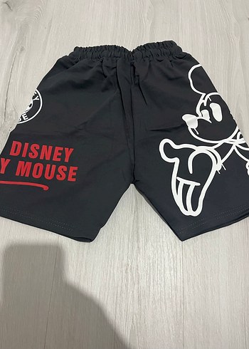 4 Yaş Beden Erkek Çocuk Siyah Mickey Mouse Şort Takım