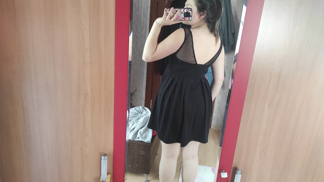 Siyah Transparan Detaylı Midi Elbise - Görsel 2