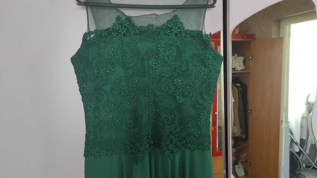 Dantel Detaylı Uzun Yeşil Abiye Elbise - Görsel 3