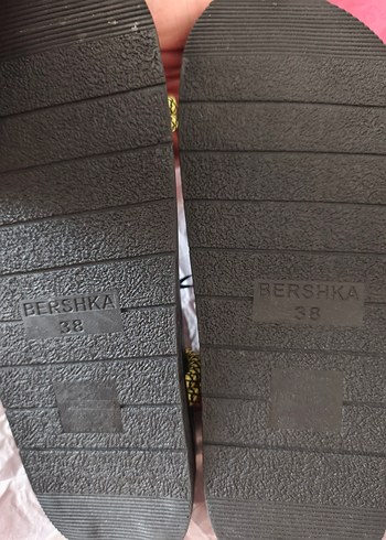 38 Beden çeşitli Renk bershka Renkli Kadın Sandalet