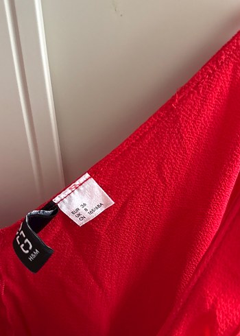 Kadın Kırmızı Uzun V Yaka Fırfırlı Tulum - Görsel 2