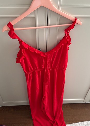 Kadın Kırmızı Uzun V Yaka Fırfırlı Tulum - Görsel 4