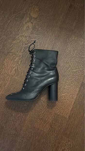 Zara bot