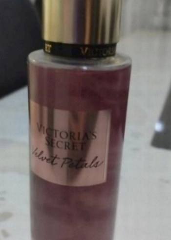 Victoria's Secret Velvet Petals Kadın Parfümü
