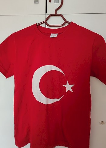 Kırmızı Erkek/ Kız Çocuk Tişörtü Ay Yıldız Baskılı