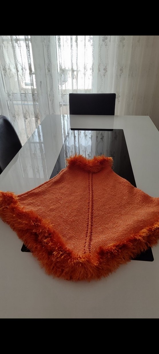 Kız Çocuk Turuncu Kürklü Bohem Panço - Görsel 3