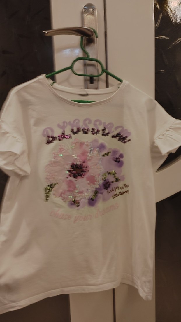 LC Waikiki Beyaz Kız Çocuk Payetli Baskılı Tişört - Görsel 2