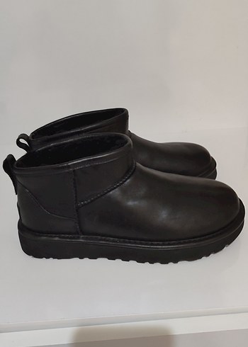 Ugg Orijinal UGG Siyah Deri Kadın Botu Wedge Topuklu Sıfır Ürün