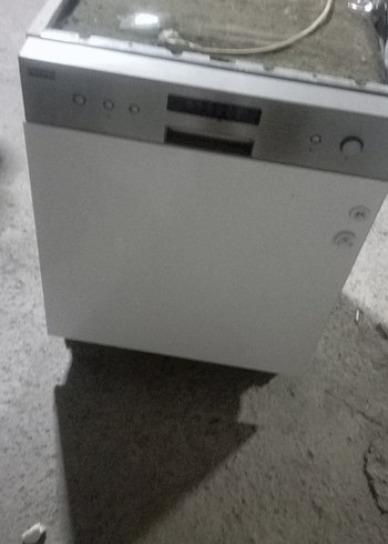 Beyaz Gri Bulaşık Makinesi
